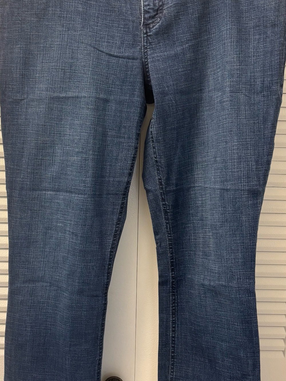 Lee Women's Straight Leg Jeans in Dark Blue Wash